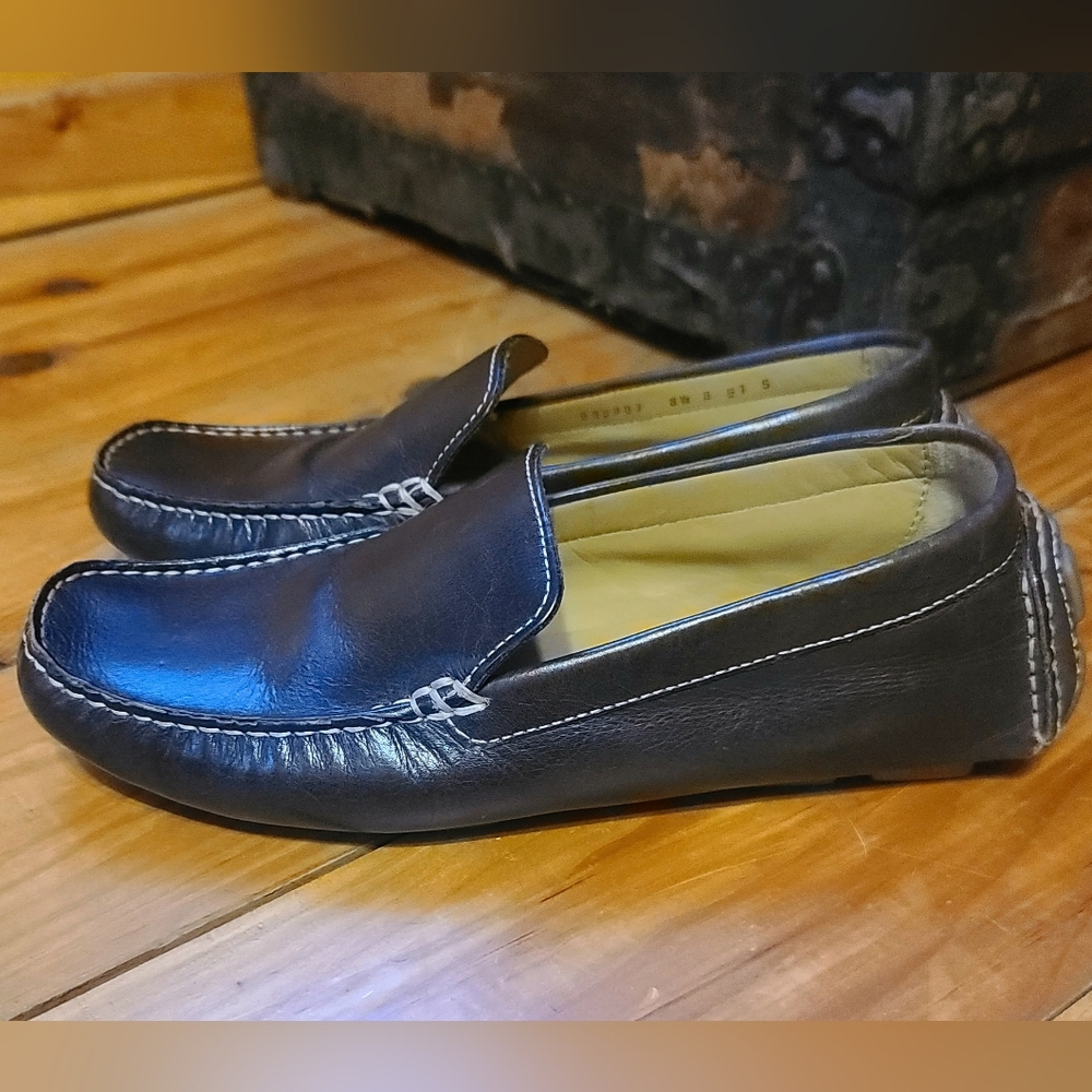 Women's Brown Leather Loafers, Size 8.5 US